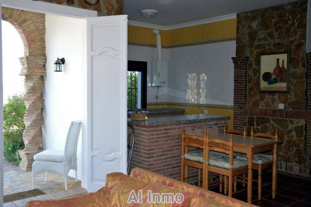 אלגודונאלס Las Palmeras - Ein Stueck Vom Paradies - Behagliches Haus Mit Pool מראה חיצוני תמונה